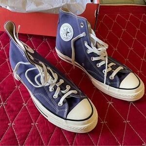 Converse Chuck 70 Hi  -  Blue.  Mens: 8.5.